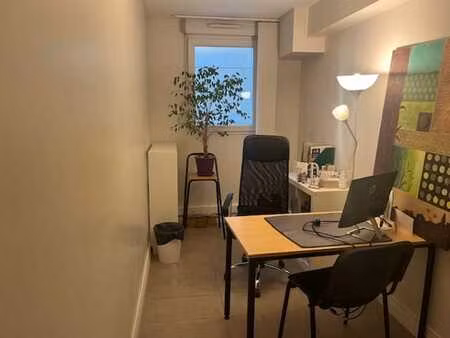 location bureau 210 m² à brest (29200)