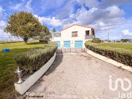 vente maison à fontaine-chalendray (17510) : à vendre / 175m² fontaine-chalendray