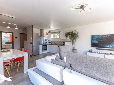 vente maison 4 pièces 99 m² à soumoulou (64420)  296 520 €