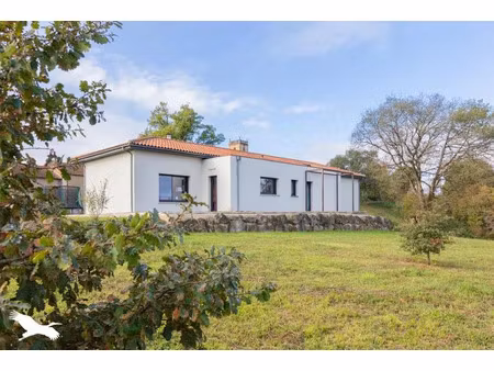 vente maison 7 pièces 195 m² à belloc-saint-clamens (32300)  337 900 €