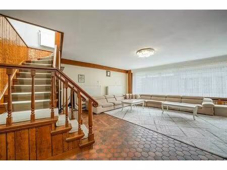 surface commerciale à vendre à brugstraat 46 lokeren (rbu59402)