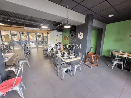 vente locaux professionnels 240 m² à luneville (54300)  90 000 €