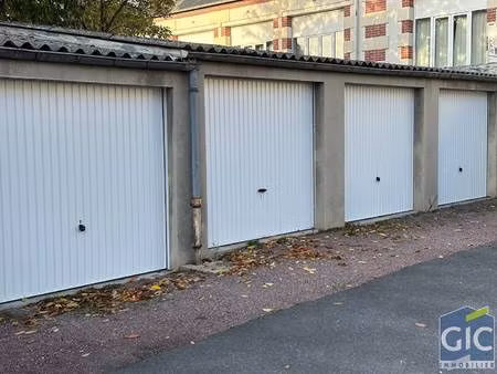 garage/stationnement à louer