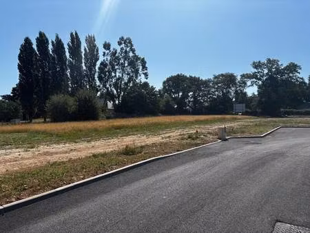 terrain constructible viabilisé à vendre