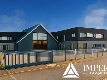 location locaux professionnels 1200 m² à saint-avertin (37550)  13 200 €