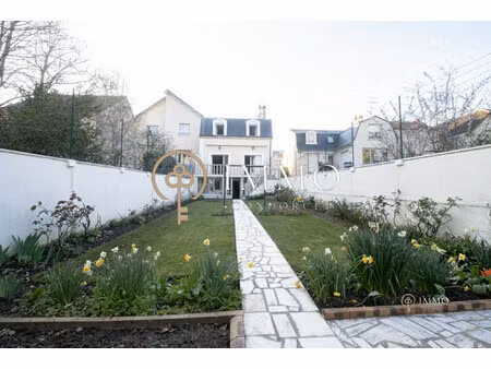 maison 8 pièces 190m2