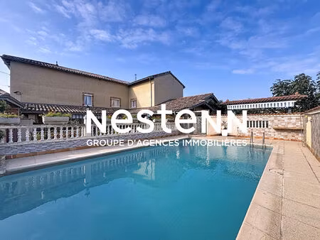 a vendre : magnifique propriété avec piscine et jardin arboré à creches sur saone