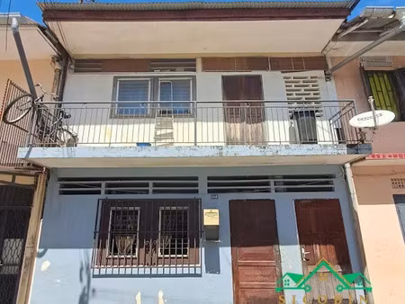 vente maison 6 pièces 131 m² à cayenne (97300)  290 000 €