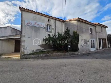 maison de 300 m² à saint-laurs