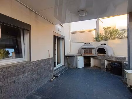 maison istres 100 m2 avec deux terrasses et garage