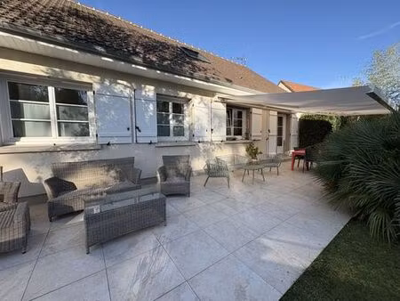 maison de 6 pièces de luxe en vente à perthes  france