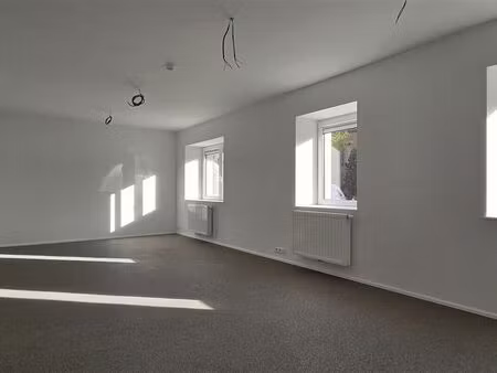 bien professionnel à louer à péruwelz € 800 (lgfkt) - primmo péruwelz | zimmo