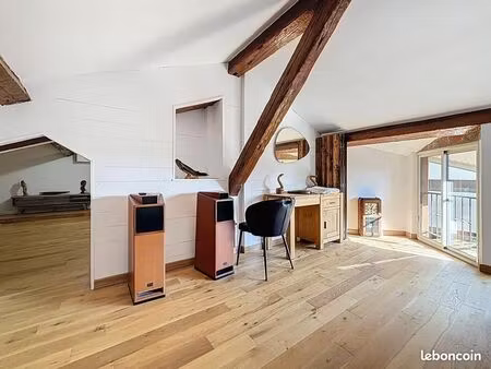 appartement 7 pièces 185 m²