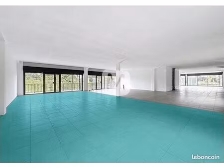 local 76 m² matoury