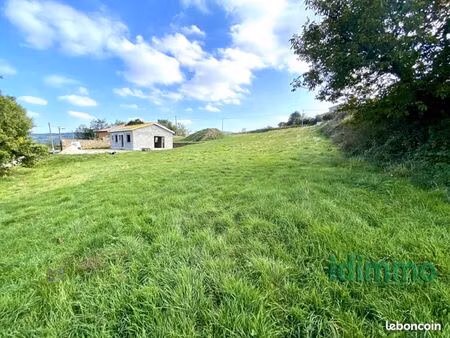 terrain 1 019 m² preaux