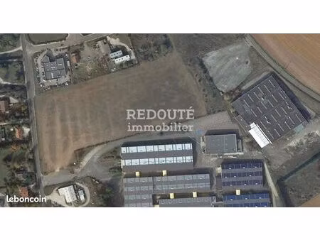 local industriel 4 530 m²