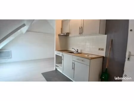studio 1 pièce 14 m²
