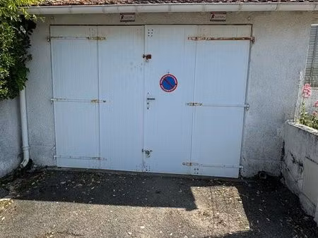 royan proche marché garage / dépôt