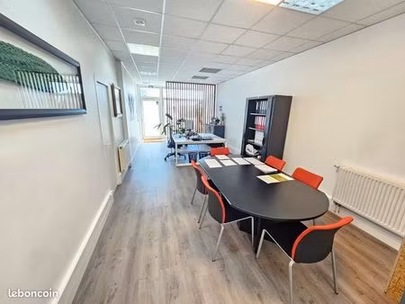 local commercial 110 m²