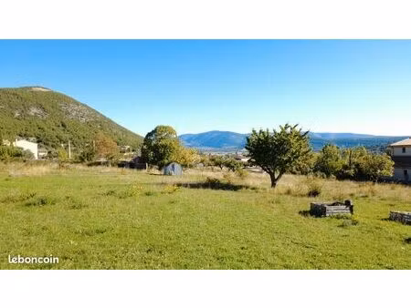 terrain 8 085 m² banon