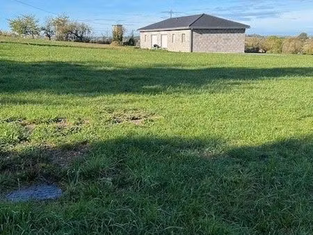 beau terrain constructible