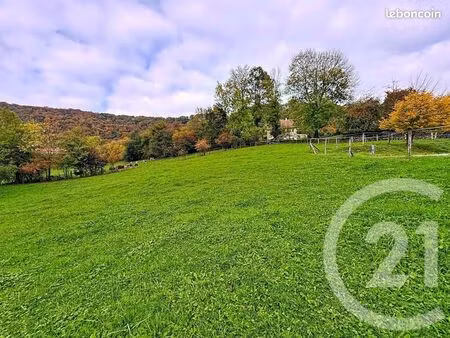 terrain 1 710 m² solemont