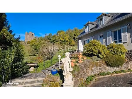 maison 5 pièces 157 m²