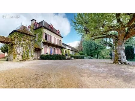 local commercial 4187 m² serrières-de-briord