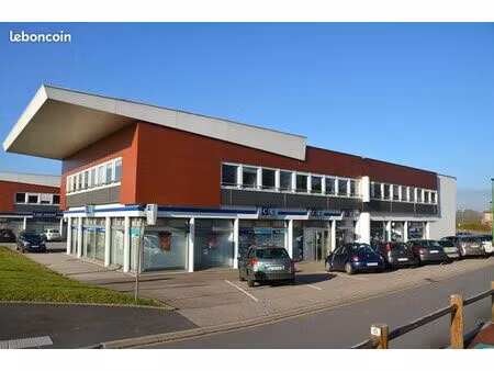 local commercial 419 m² golbey