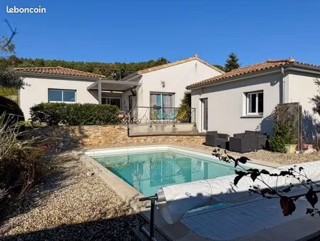 villa 5 pièces 136 m²