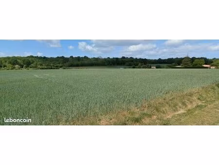 terrain 451 m² le gua