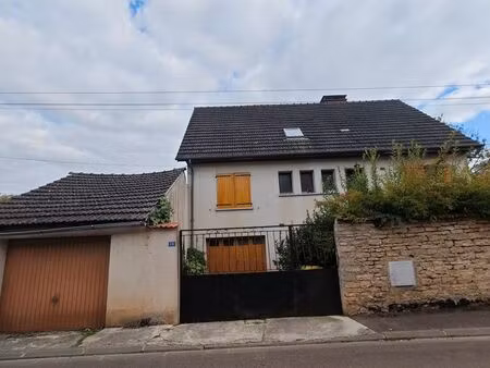 à vendre – maison familiale à rénover à sainte-colombe-sur-seine