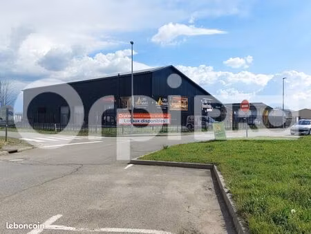 local commercial 252 m²