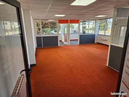 location bureau zone l'espérance lisieux 75m2