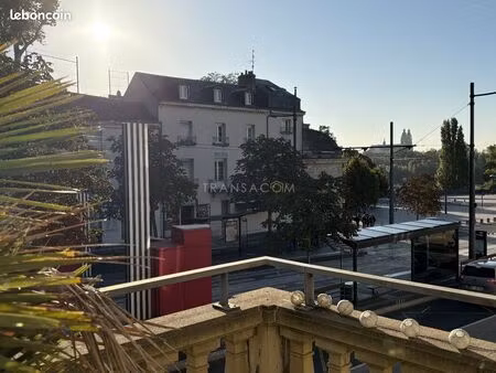 local commercial 139 m² tours