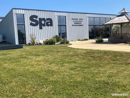 local 173 m² doué-la-fontaine