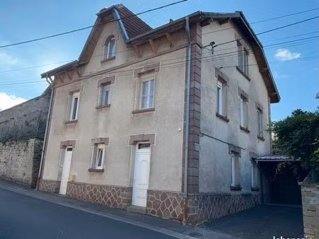 maison 8 pièces 155 m²