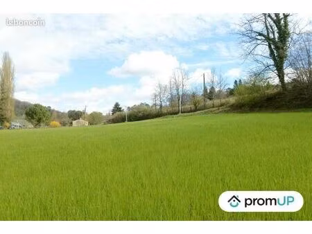 terrain 3 672 m² campsegret