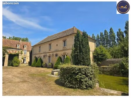 propriété 8 pièces 340 m²