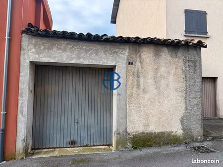bâtiment 1 pièce 35 m²
