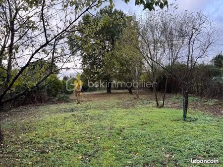 terrain 500 m² brax