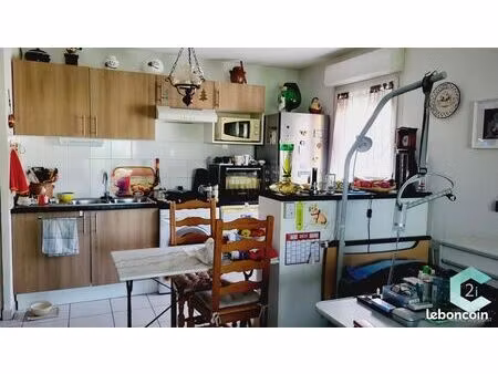 appartement 3 pièces 64 m²