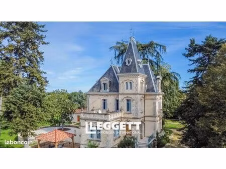 château 10 pièces 400 m²