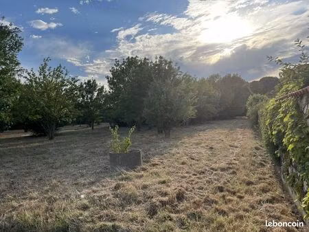 terrain 2400 m² villemoustaussou