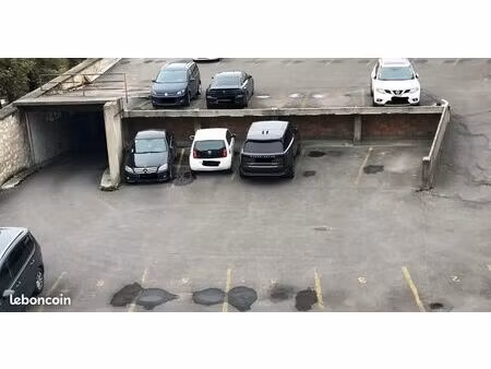 parking montparnasse