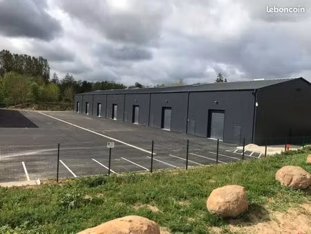 local industriel 186 m²