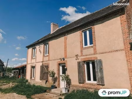 maison 4 pièces 250 m²