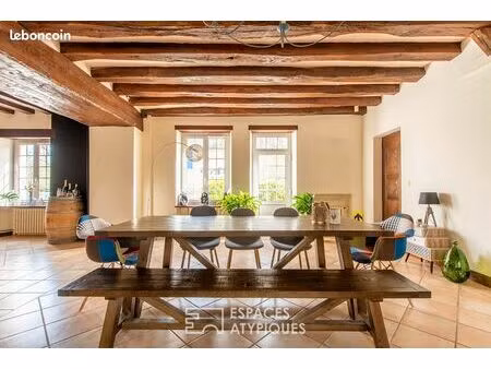 moulin 20 pièces 719 m²