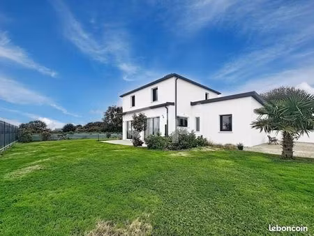 villa 5 pièces 126 m²