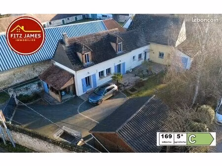 longère 6 pièces 156 m²